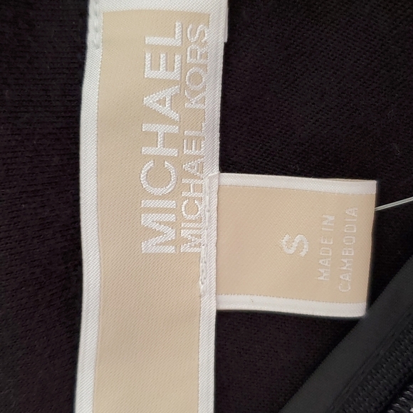 *NWT* MICHAEL Michael Kors Black Halter-Style Sleeveless Top w/Ruffle, size S - Picture 5 of 7